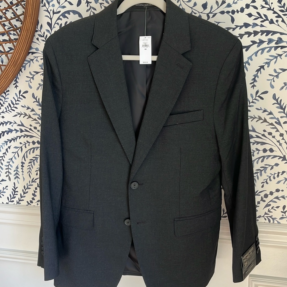 Banana Republic Men’s Grey Suit